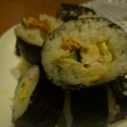 家族みんなに好評であっという間に食べてしまいました（＾＾）
やっぱり巻き寿司はシーチキンですね♪
ごちそうさまです！